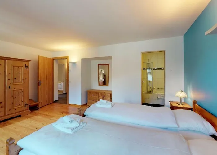 Apartmán De Pedrini 6 *